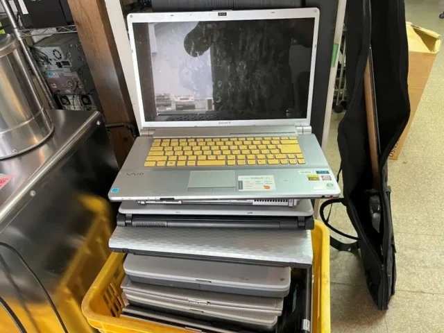 鹿児島市西田でノートパソコン・デスクトップを無料回収しました｜パソコンショップ様からのご依頼