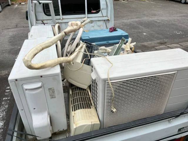 鹿児島市明和でエアコン3台を無料回収しました｜県営住宅2階ベランダ設置の作業実績