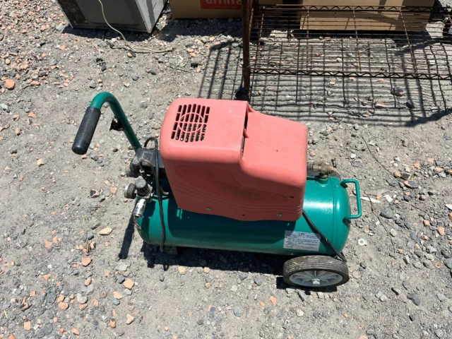 鹿児島市小山田でエアーコンプレッサーと草刈り機を無料回収しました｜倉庫に置きっぱなしの機械類もスッキリ片付け