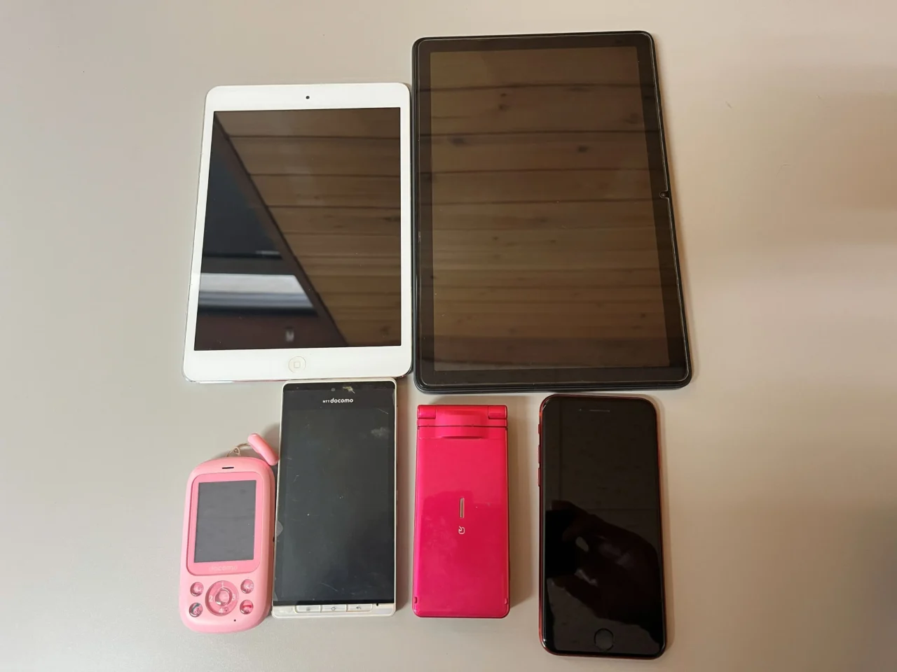 鹿児島市西谷山でガラケー・スマホ・タブレット計6台を無料回収しました｜一軒家からのデジタル機器まとめ回収