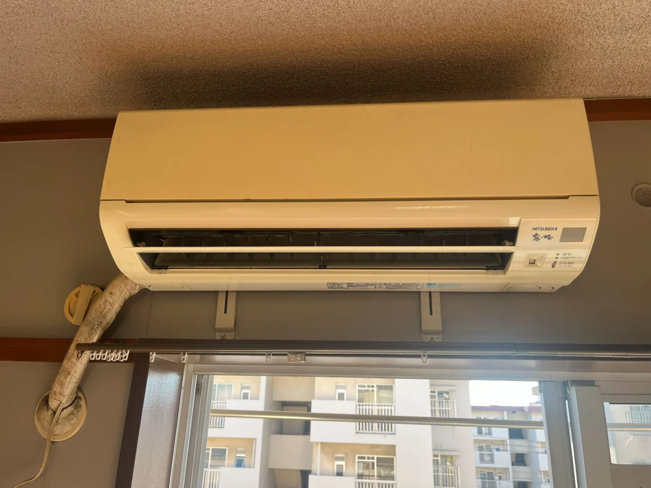 鹿児島市皇徳寺台の県営住宅4階でエアコン・ガスコンロ・ガス給湯器・液晶テレビを無料回収しました｜退去費用の負担軽減に大きく貢献