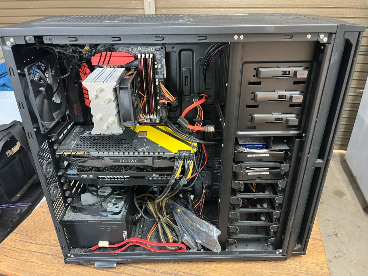 鹿児島市山田町でパソコン2台を無料回収しました|デスクトップPC・ノートPC+HDD破壊証明書発行